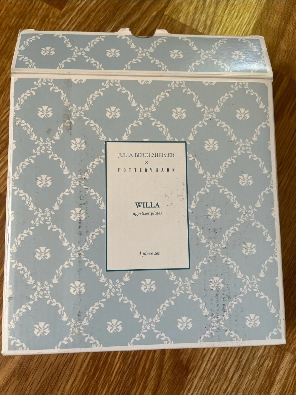 NWT Pottery Barn Julia Berolzheimer Willa Melamine Appetizer Plates Mixed